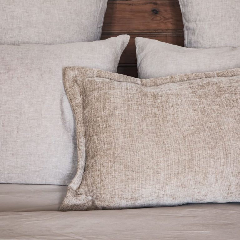 Coussin ZORRO Amande | BED & PHILOSOPHY