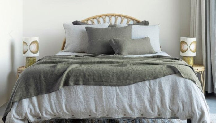Coussin COMICS Vetiver | BED & PHILOSOPHY
