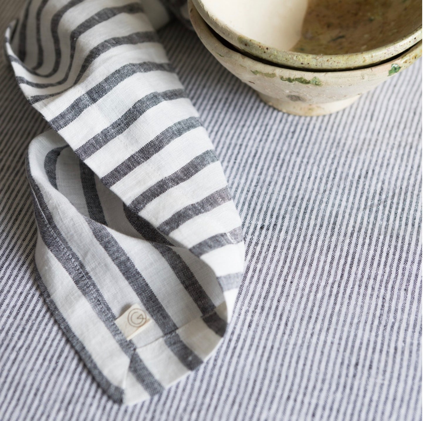 Nappe | Milk Noir