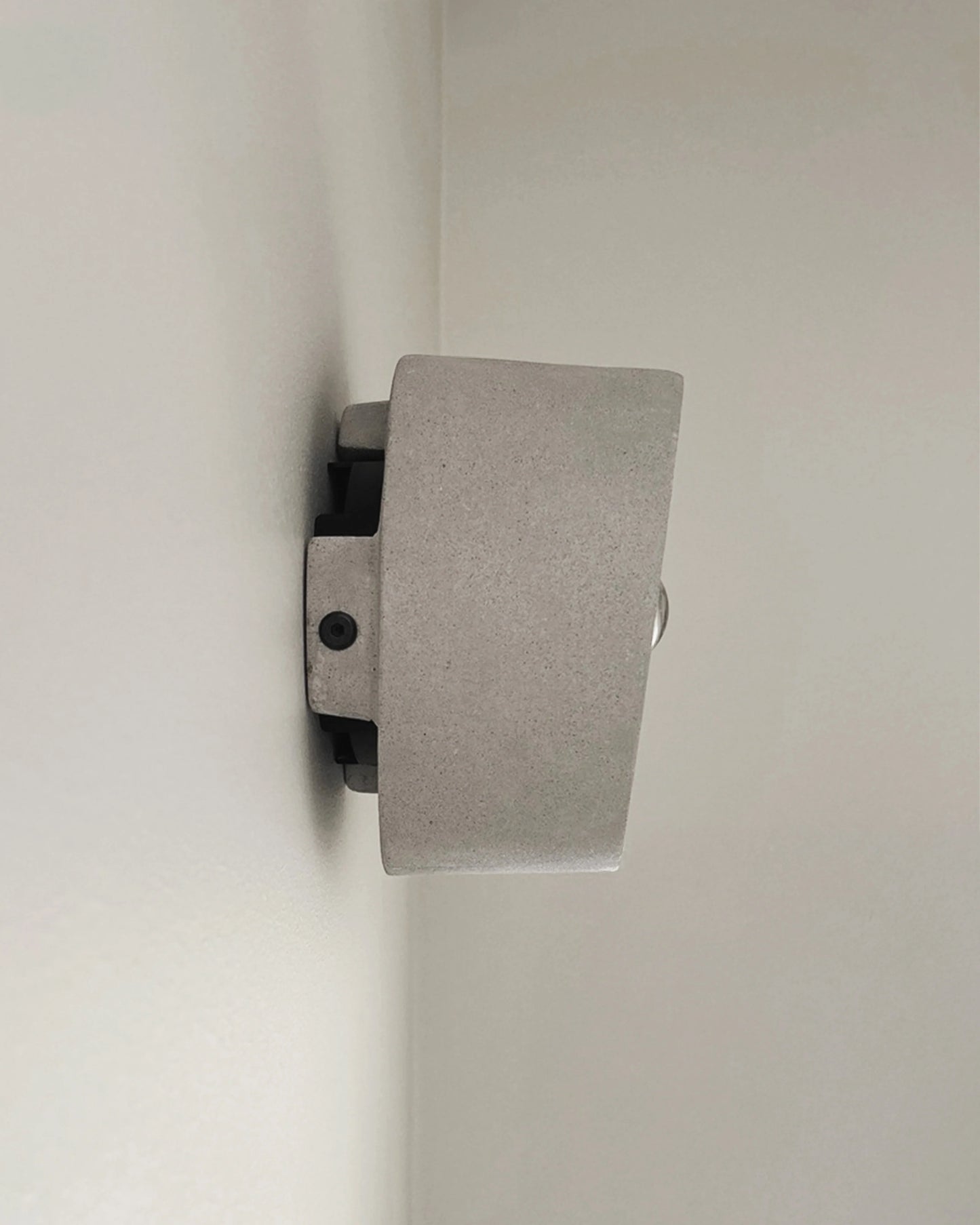 Applique M BETON CHADOPHE | SERAX