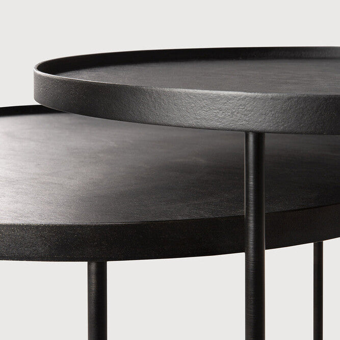 Tables d'appoint à plateaux [ETHNICRAFT]