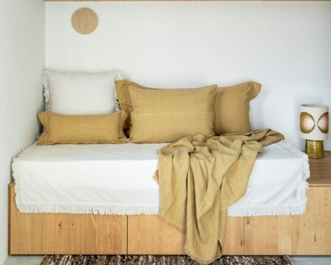 Coussin COMICS Honey | BED & PHILOSOPHY