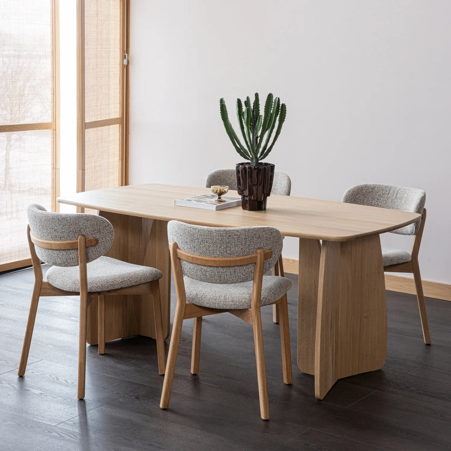 Table de repas VEERE [WOOOD] Différentes tailles