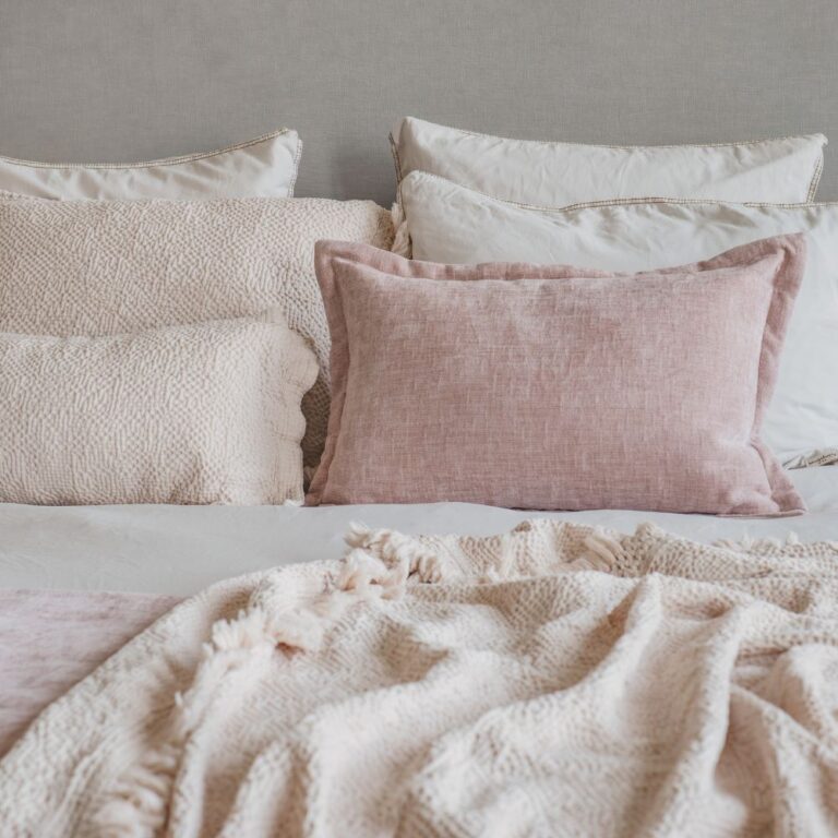 Coussin ZORRO Poudre [BED & PHILOSOPHY]